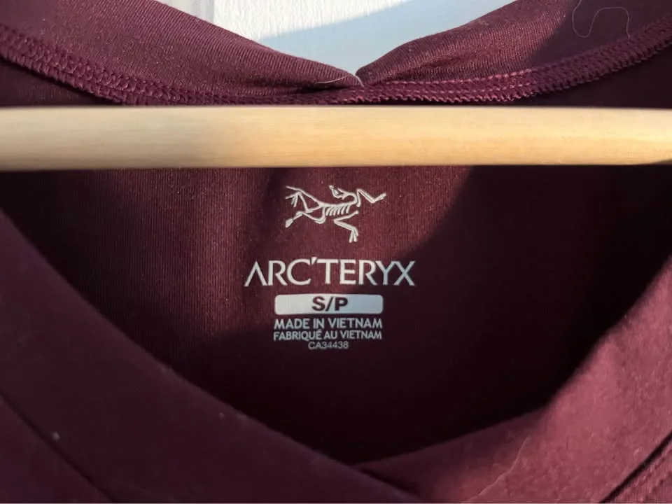 Arc'teryx Soltera small dress image indicator(2)