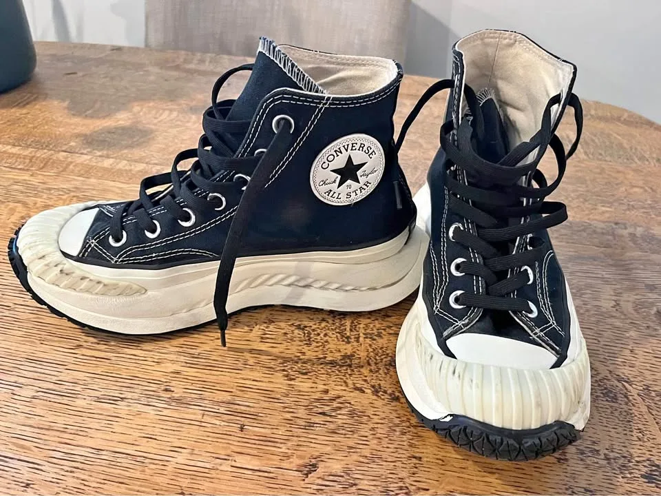 High Top Converse All Star: Chuck Taylor