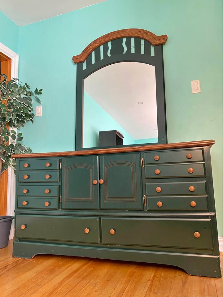 FREE DELIVERY: Dresser w/ Mirror $240 (HRM)
