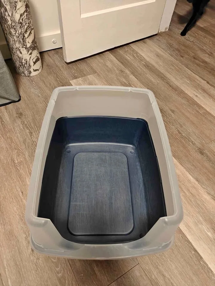 Litter box thumbnail