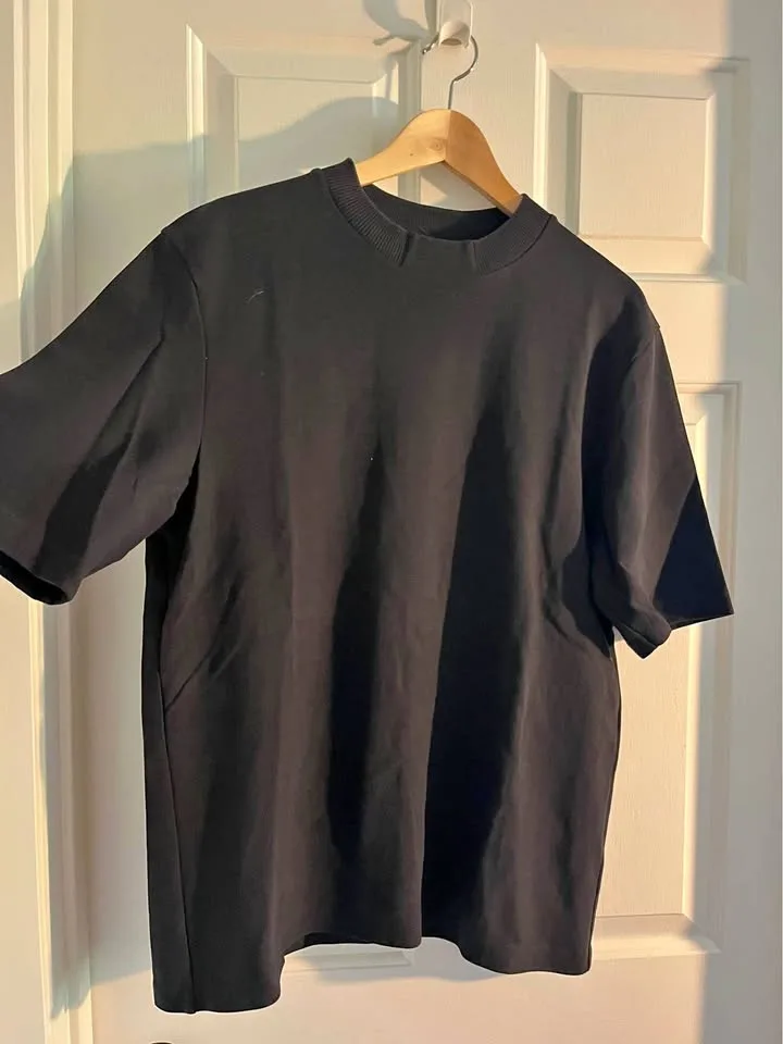 COS short sleeve sweater