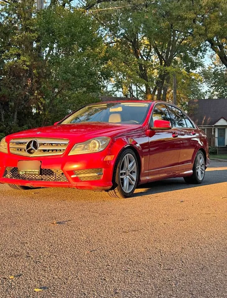 Mercedes Benz C300 4Matic