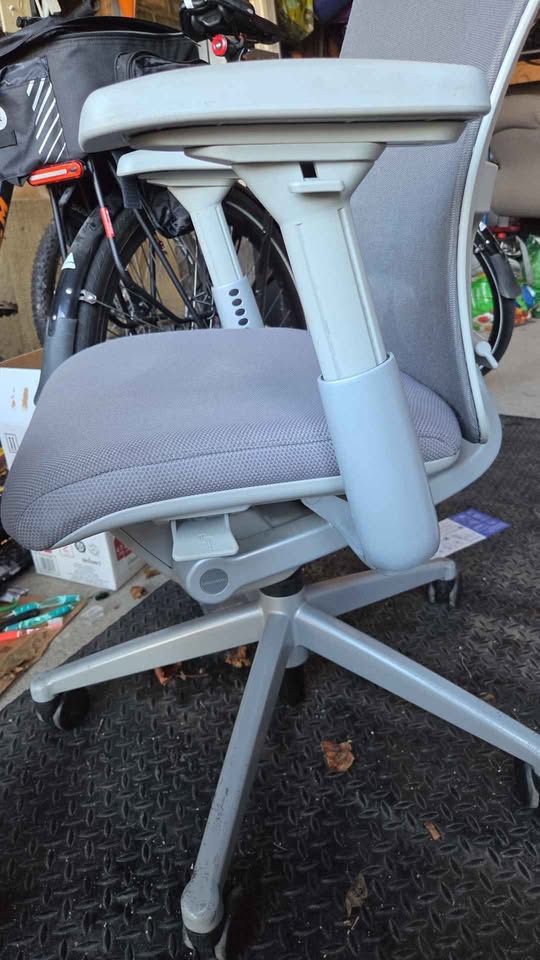 Haworth zody Office chair - photo 4