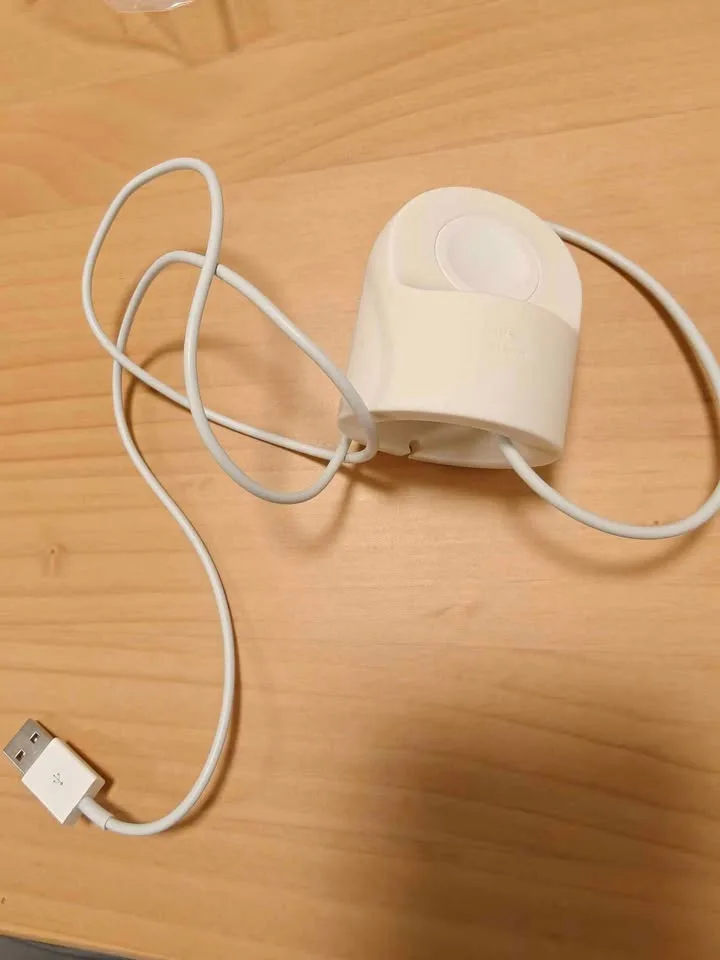 Apple watch charging stand image indicator(2)