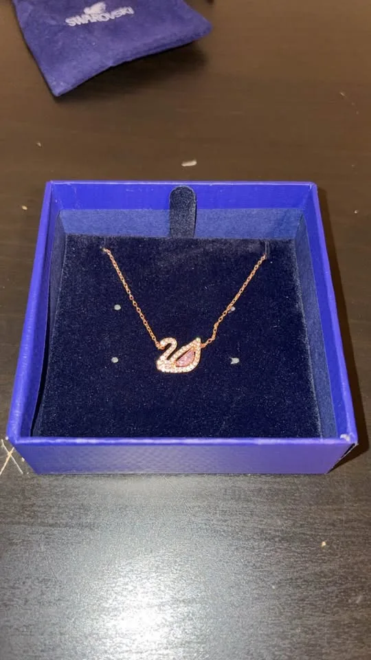 Swarovski rose gold swan necklace image indicator(2)