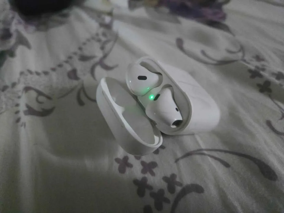 Apple Airpods 2 image indicator(2)
