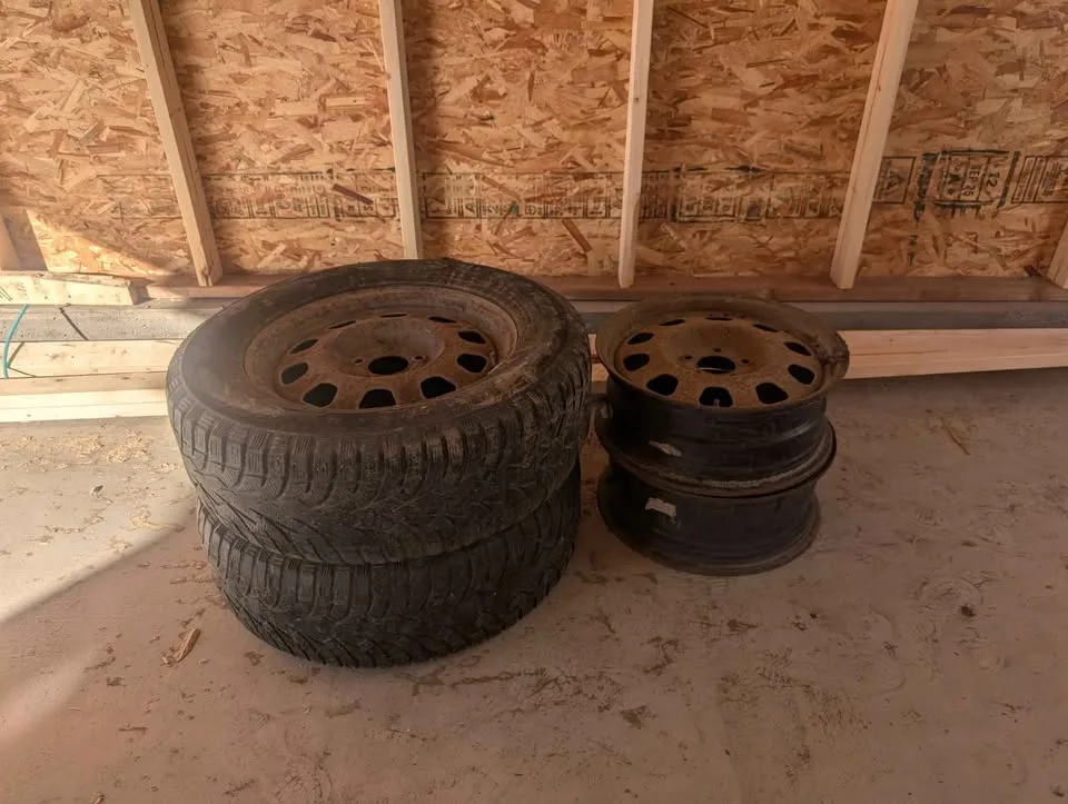 Winter tire with rims image indicator(3)