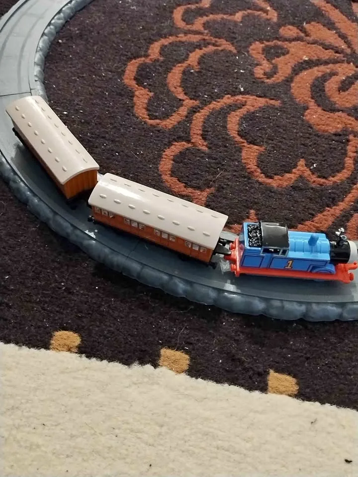 ERTL Thomas Train & Annie Clarabel (Vintage 2001) thumbnail