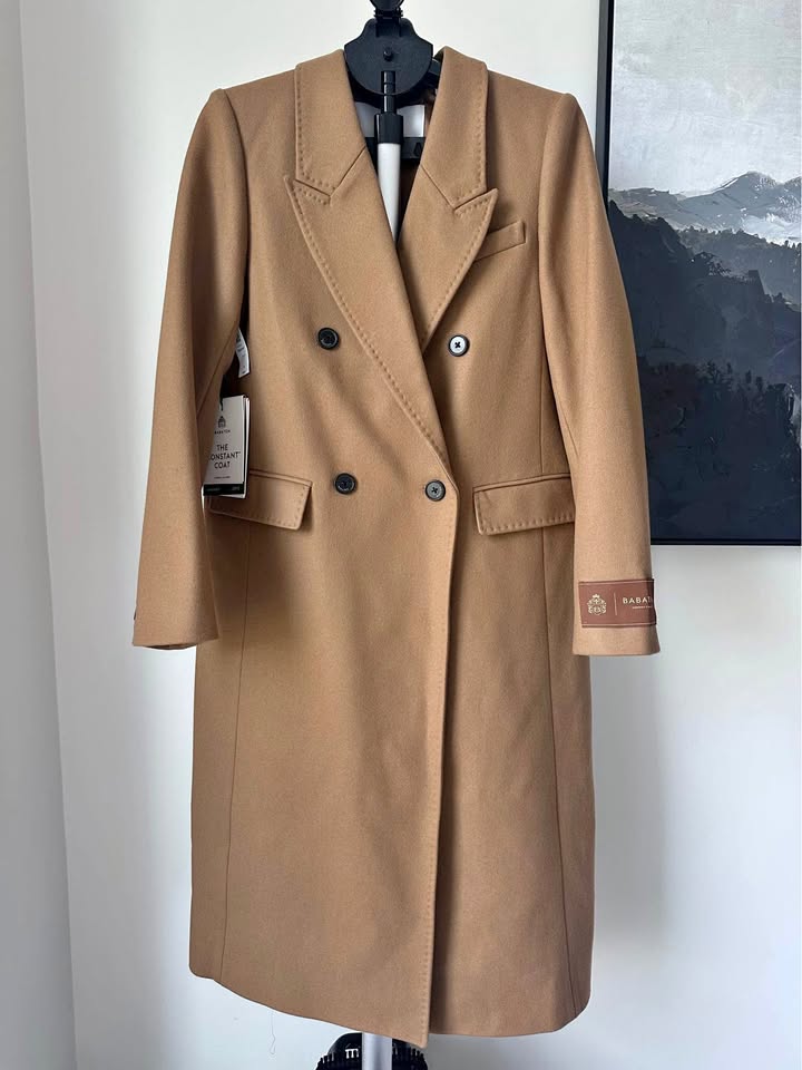 Aritzia Constant Coat - Virgin Wool Size M NWT