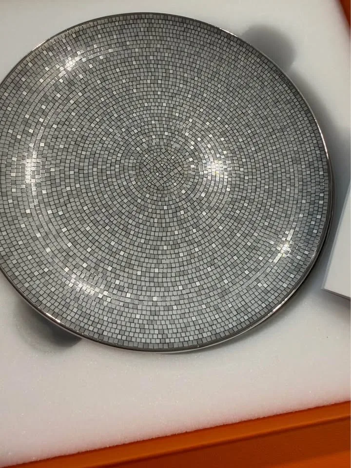 Mosaique au 24 platinum bread and butter plate at $120 of 2 image indicator(2)