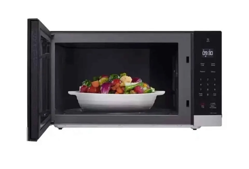 LG 0.9 Cu Ft NeoChef Countertop Microwave image indicator(2)