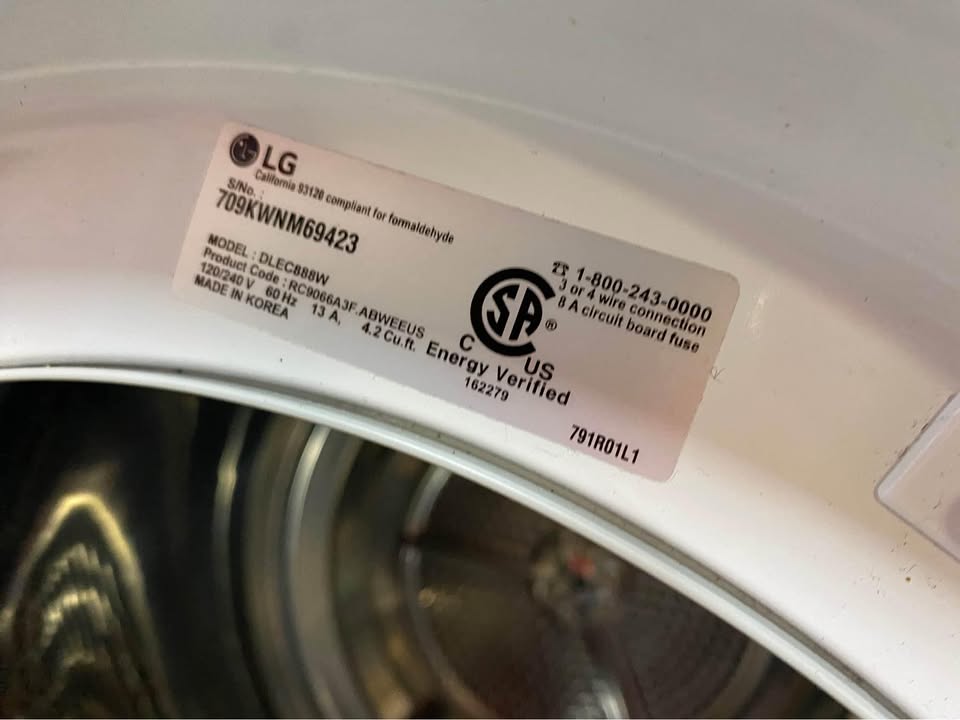 Dryer 24 wide used 220 volts - photo 3