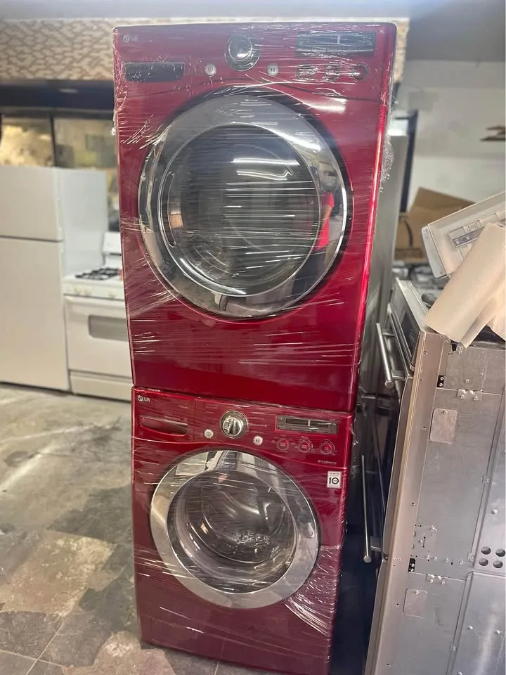 Red LG Washer and Dryer Set - Gas Dryer thumbnail