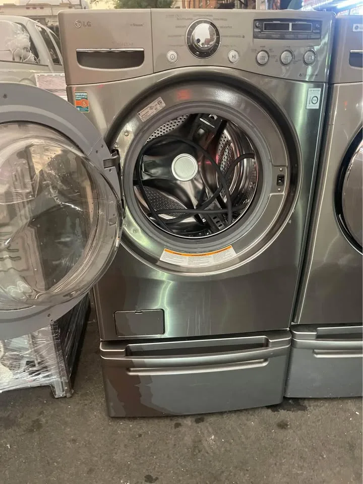 Washer and Dryer Set LG Electric Dryer image indicator(2)