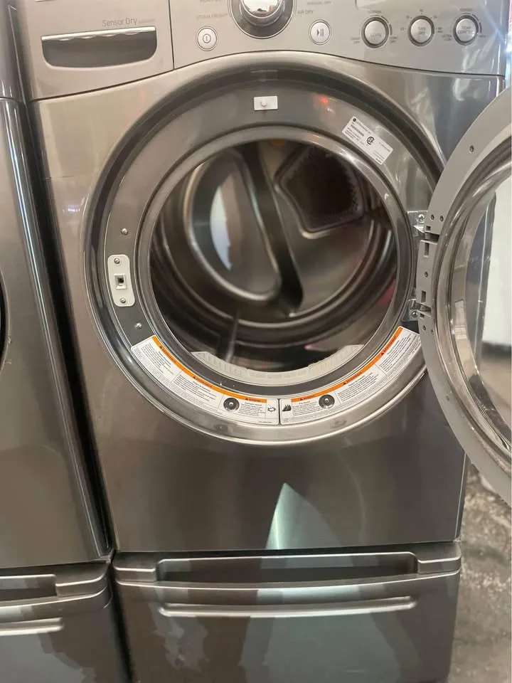 Washer and Dryer Set LG Electric Dryer image indicator(3)