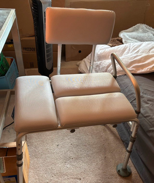 Transfer Bath Bench
