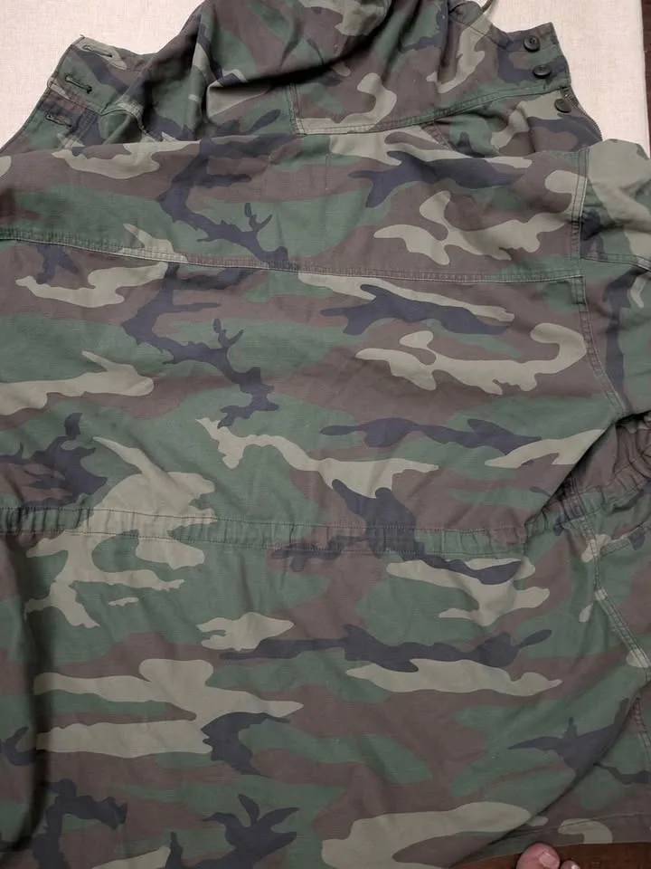 LG TNA Camo Jacket image indicator(3)