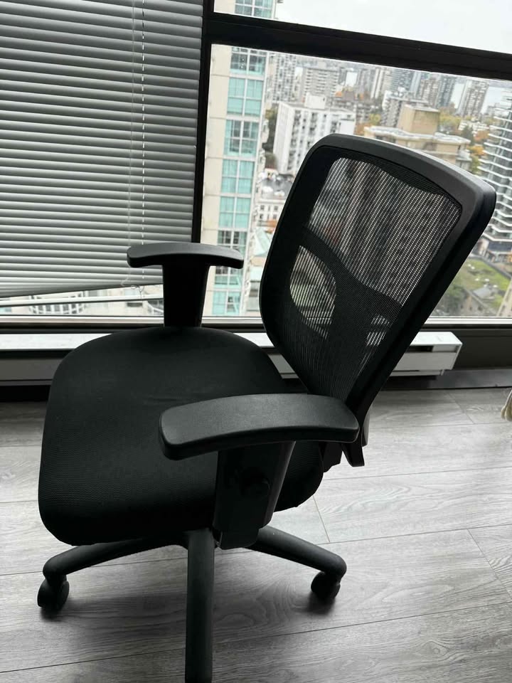 Office chair - photo 2