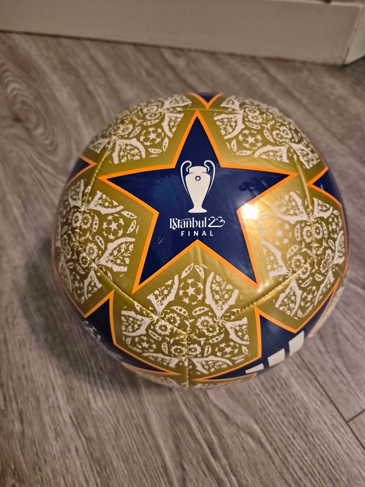 Champions League replica football - size 5