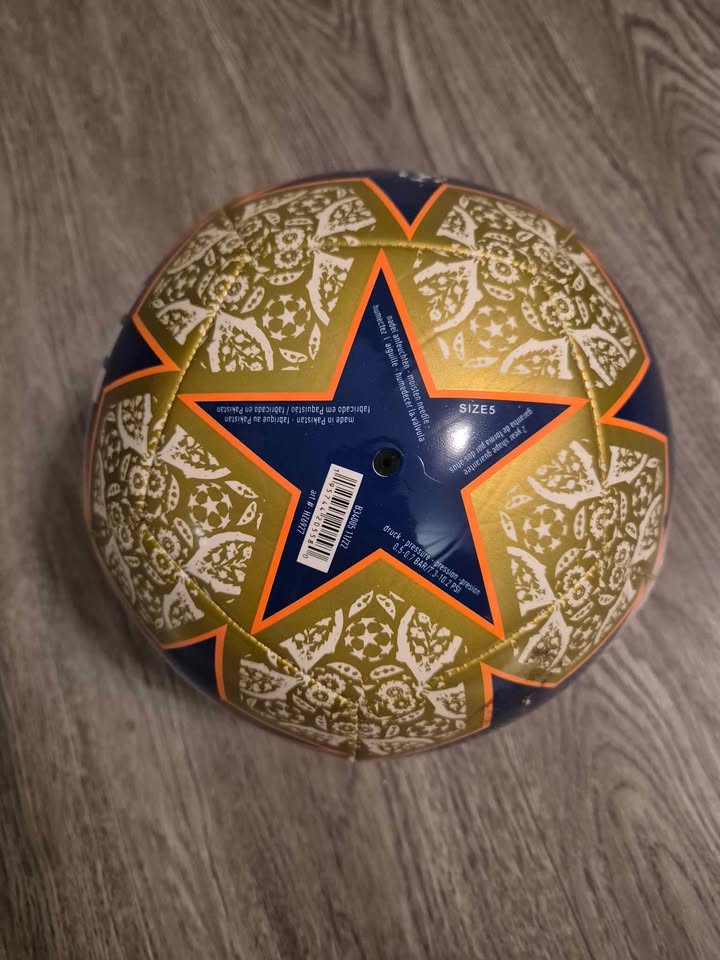 Champions League replica football - size 5 - photo 3
