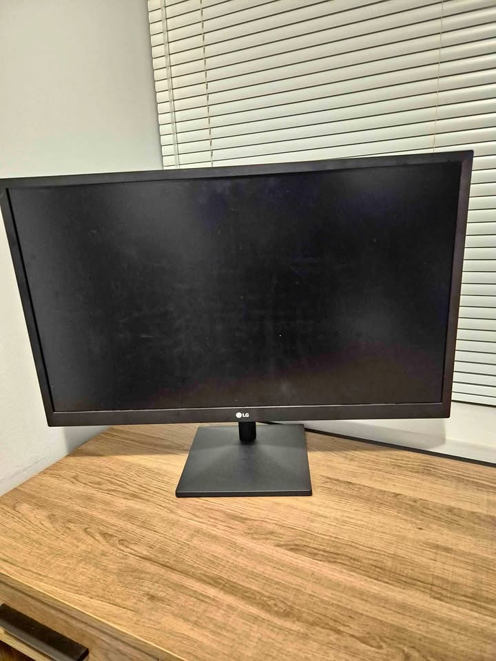LG 27" monitor