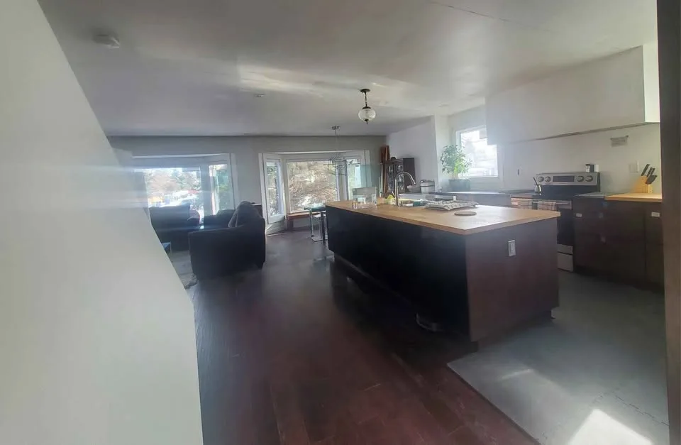 Private room for rent image indicator(7)