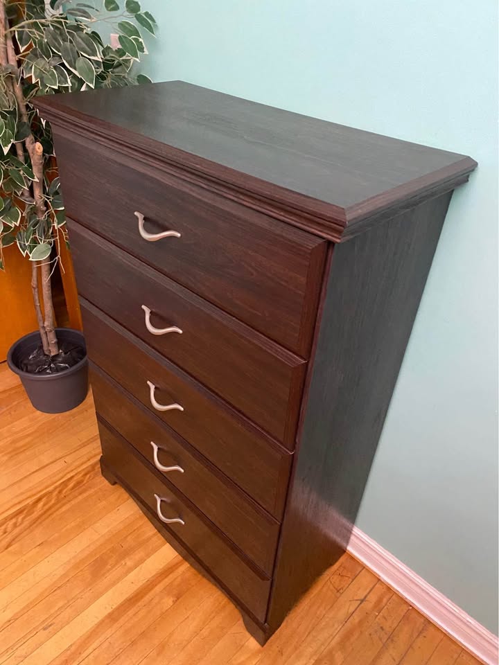 FREE DELIVERY: Espresso Dresser $220 (HRM) - photo 2