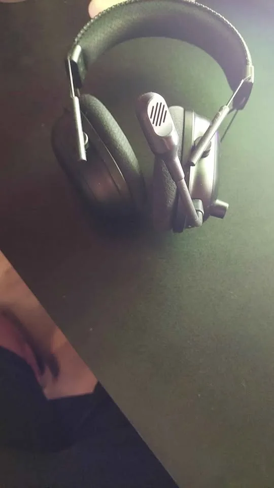 Razer Blackshark v2 pro image indicator(4)