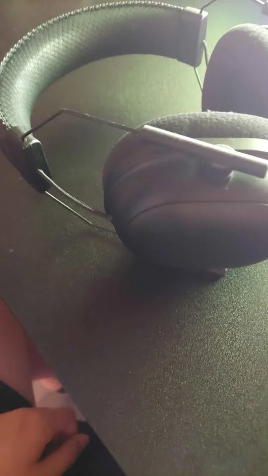 Razer Blackshark v2 pro image indicator(5)