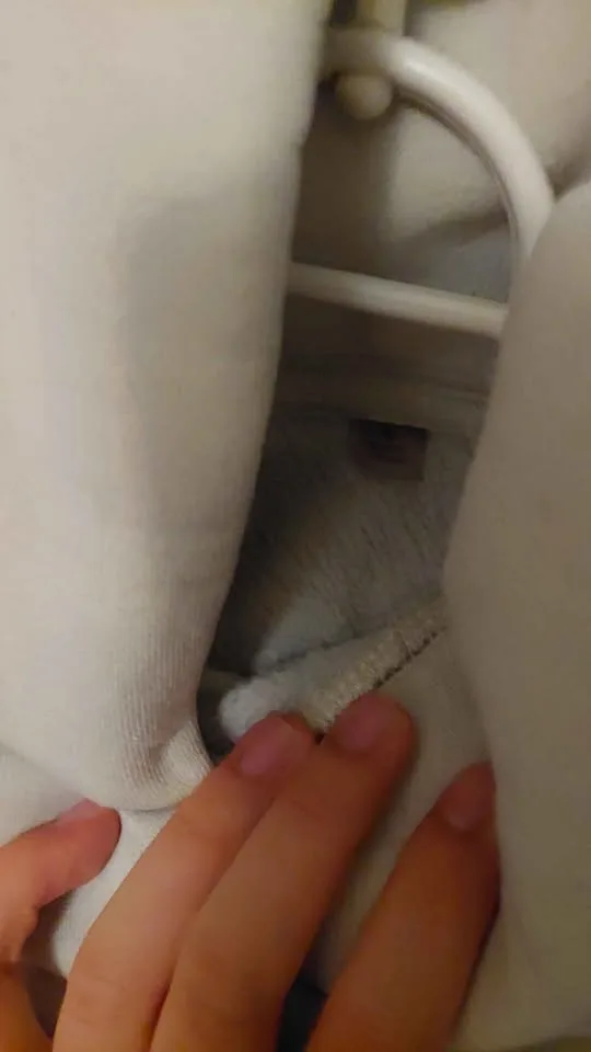 ESSENTIALS hoodie image indicator(4)