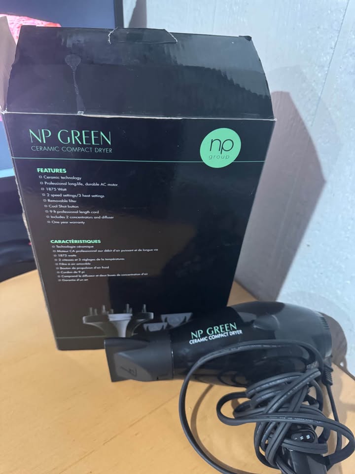 NP Hair Dryer – Like New with Diffuser & Original Box - photo 3