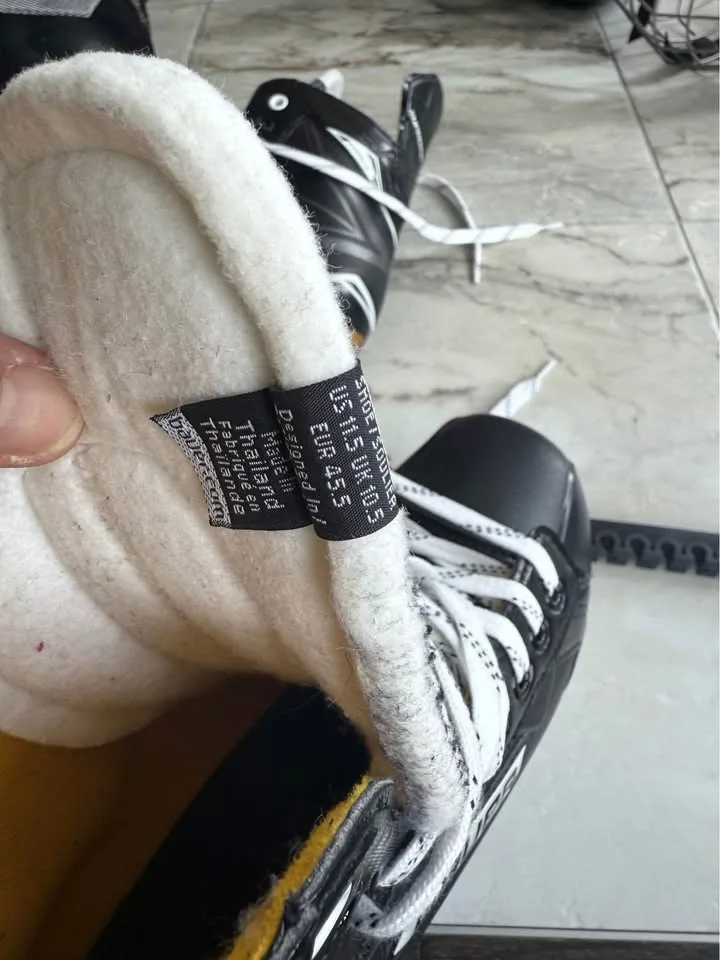 Bauer Supreme Helmet + Size 11.5 Hockey Gear image indicator(3)