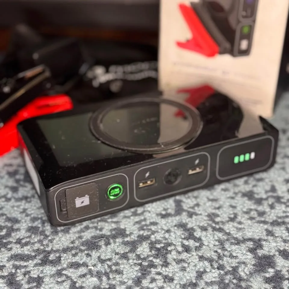 Mophie Powerstation Go Jump Starter - Used image indicator(3)