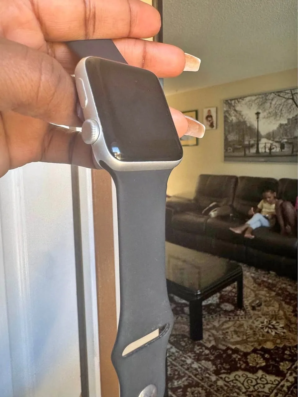 Apple Watch Series 3 (42mm, GPS) – Space Gray, Like New