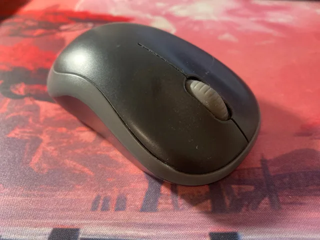 Logitech mouse thumbnail