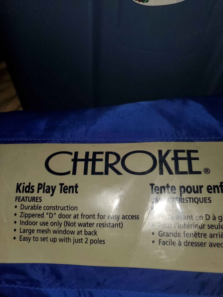 Vintage Kids inside play tent - photo 2