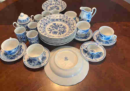 Czechoslovakia vintage set Blue Onion