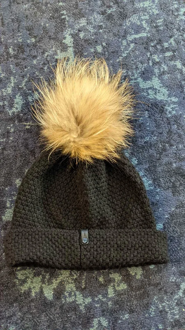 Rudsak Toque image indicator(2)