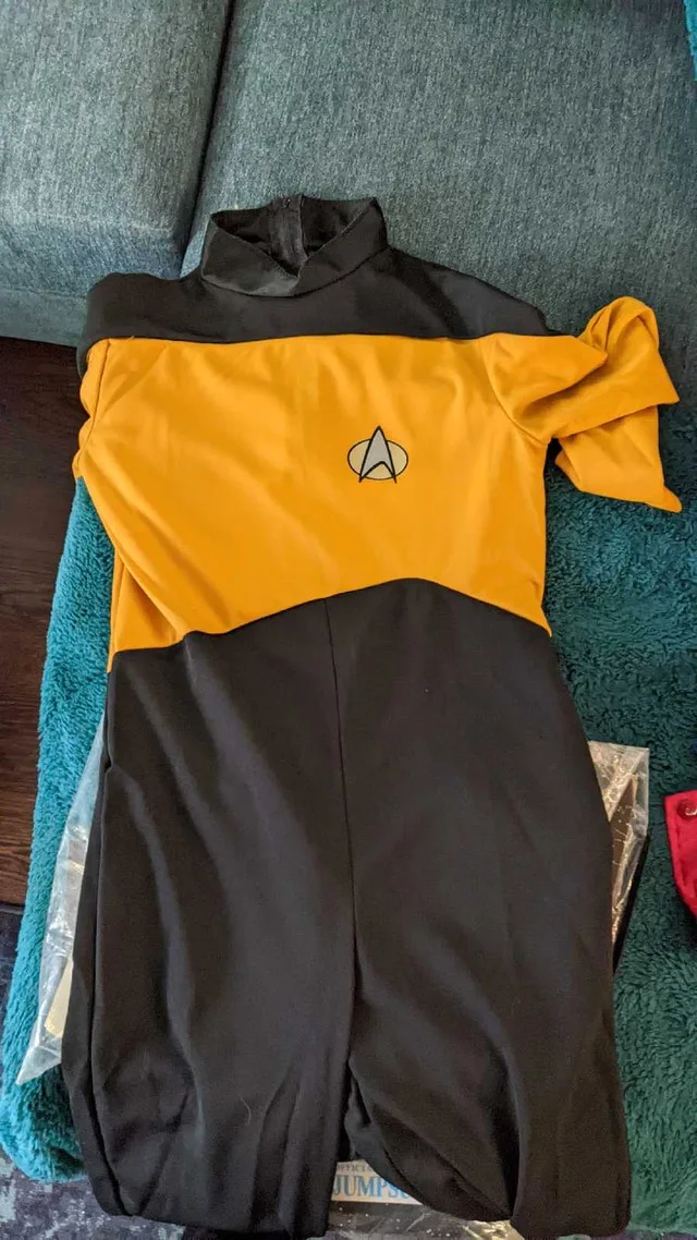 Star Trek Costume thumbnail