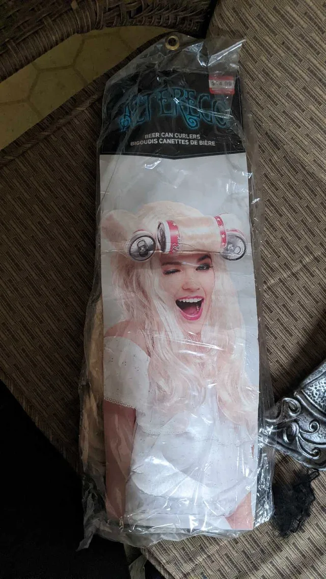 AlterEgo Beer Can Wig thumbnail