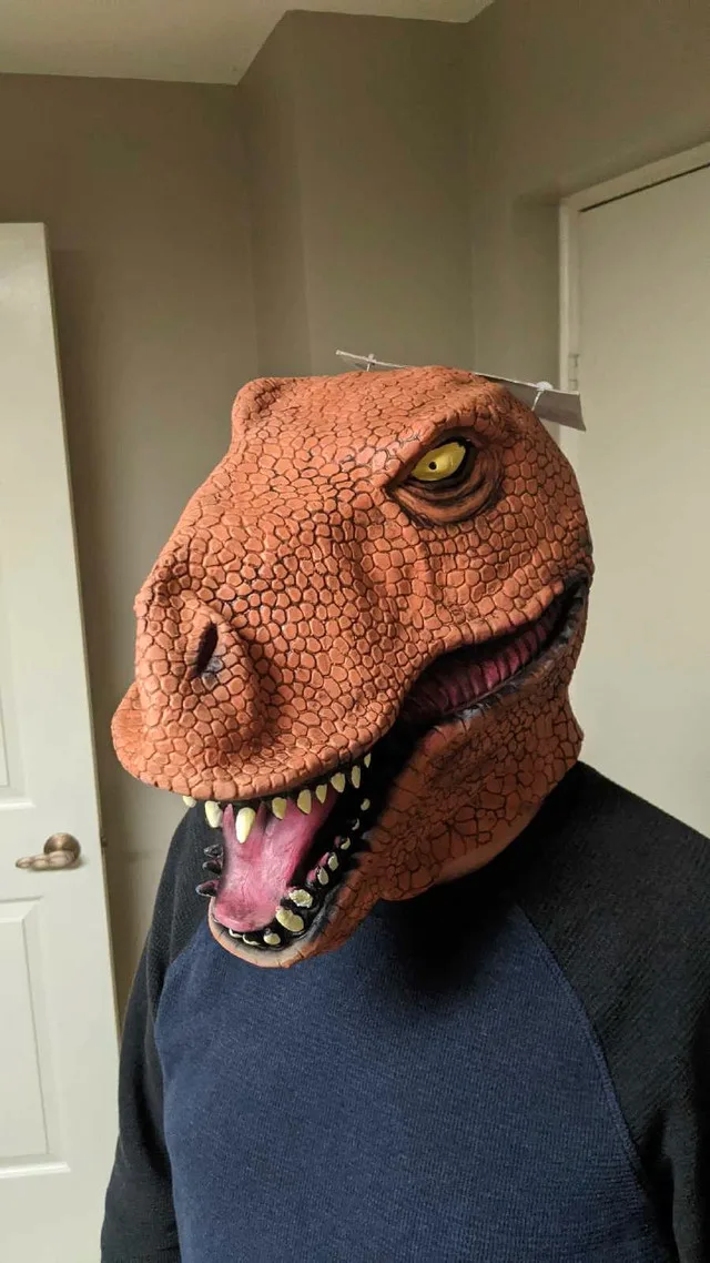 Celebrate Dinosaur Mask thumbnail