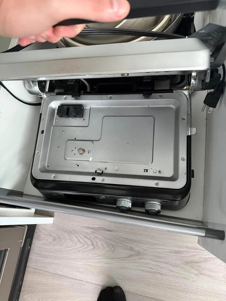 Livenza All-Day Grill with Waffle Plates and Digital Control image indicator(2)