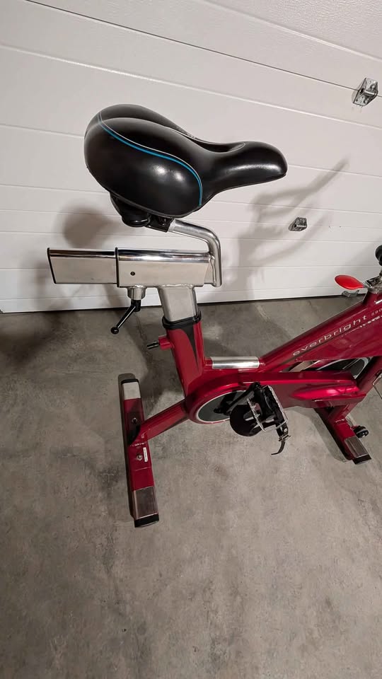 Exercise Spin Bike - photo 4