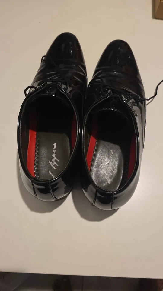 ✨ Elegant Black Glossy Formal Shoes – Premium Style size-9.5 image indicator(5)