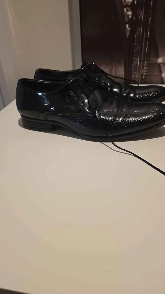 ✨ Elegant Black Glossy Formal Shoes – Premium Style size-9.5 image indicator(6)
