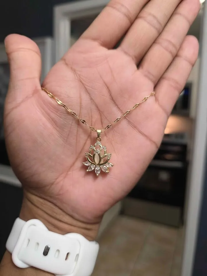 Elegant Lotus Blossom Pendant Necklace image indicator(4)