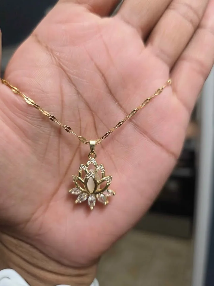 Elegant Lotus Blossom Pendant Necklace image indicator(5)