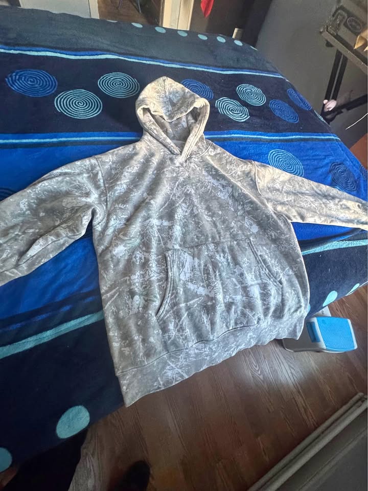 Light camo hoodie
