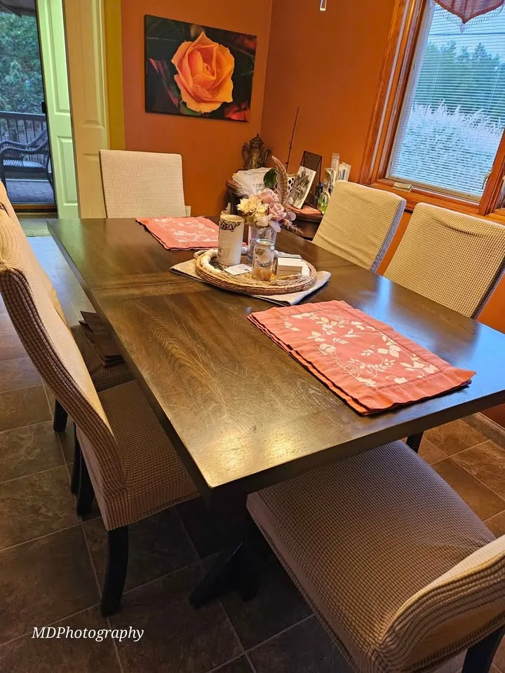 MOVING SALE Dining Table + 6 Chairs - Sept 2025 image indicator(3)
