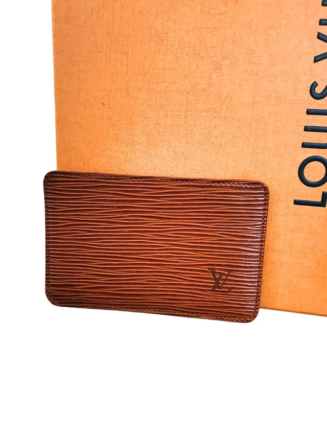 Rare Vintage x Louis Vuitton Card Holder thumbnail